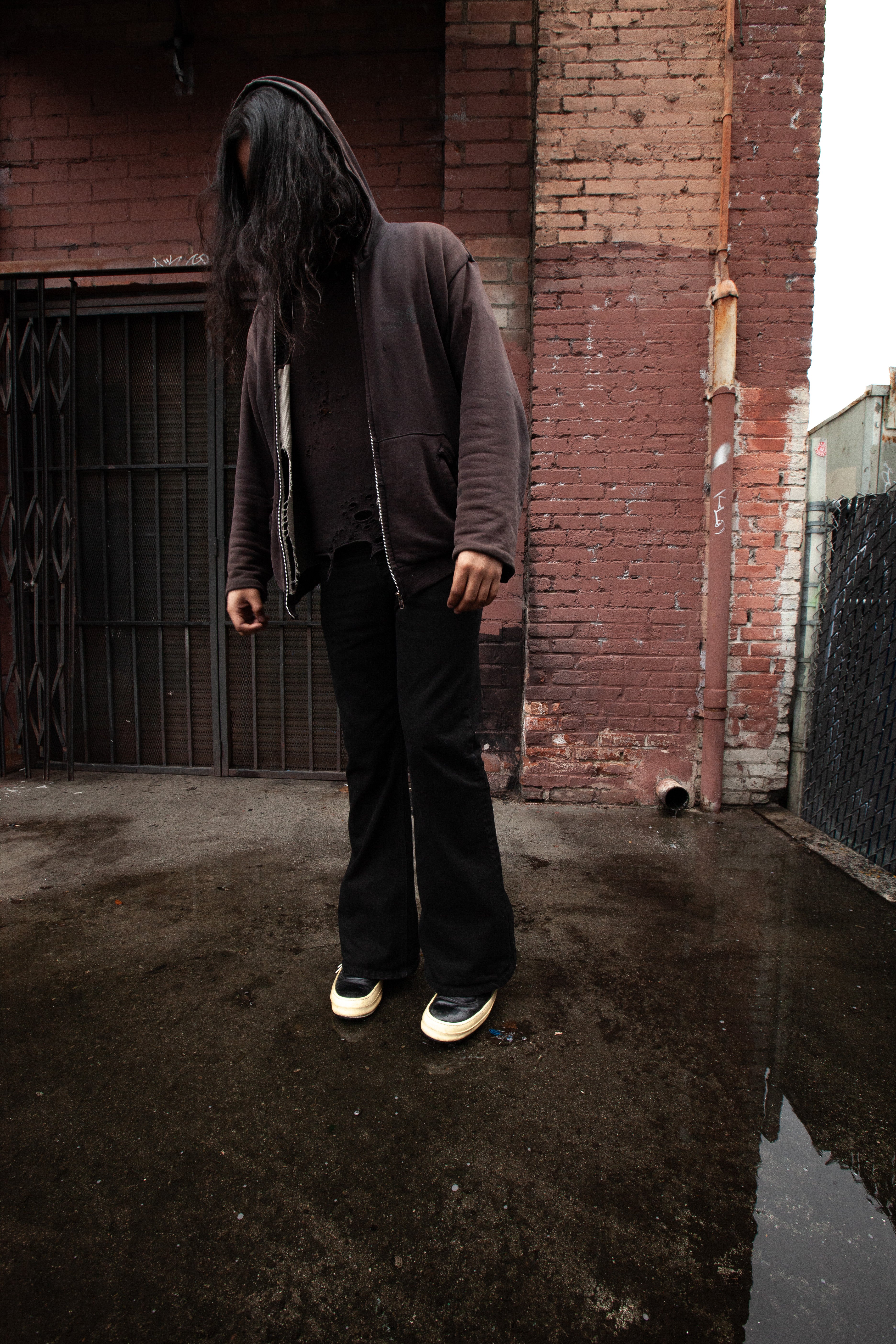 BLK - SELVEDGE CREEP DENIM