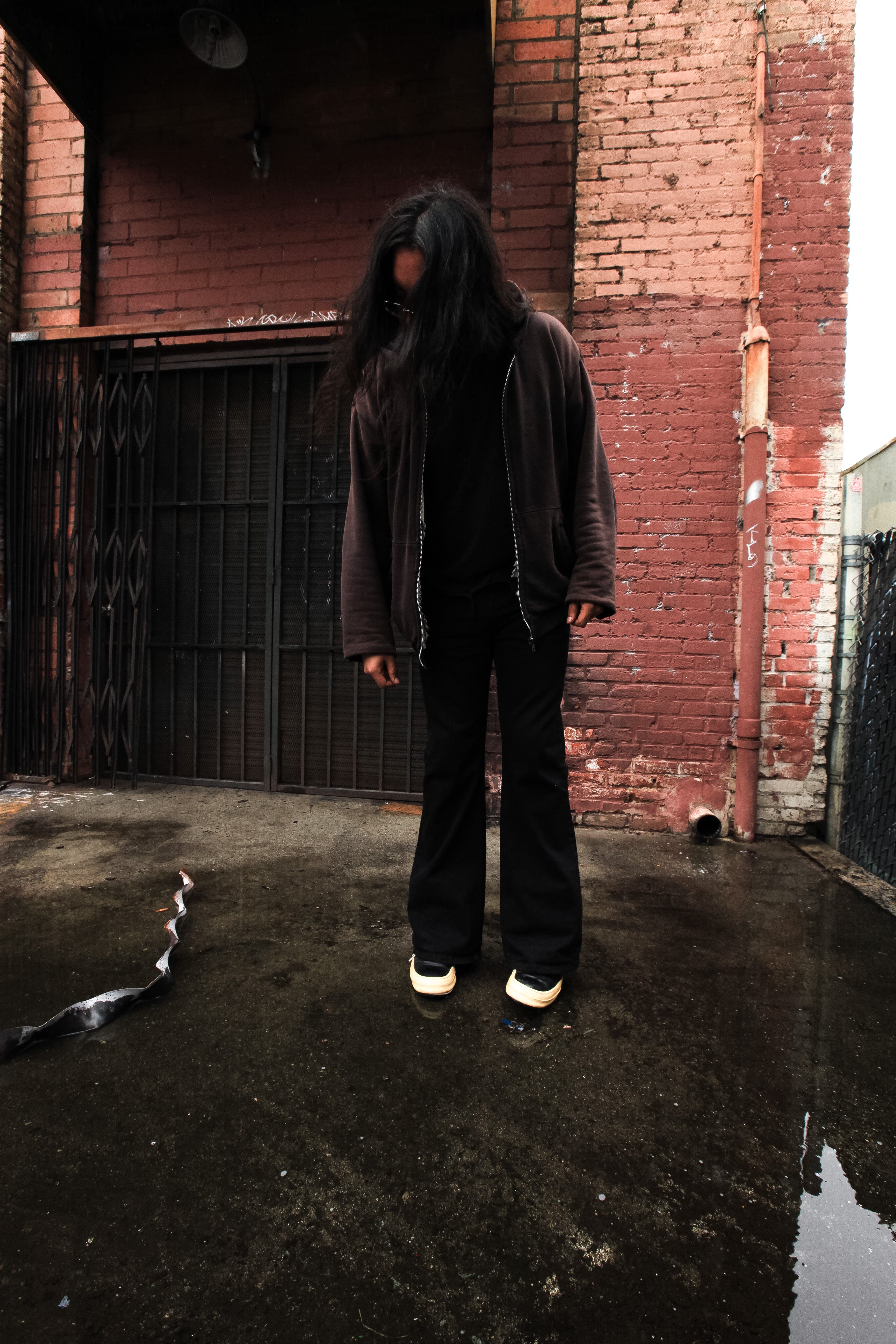BLK - SELVEDGE CREEP DENIM