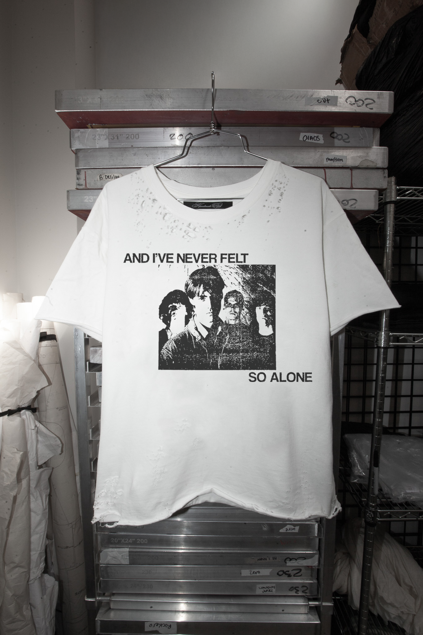 ALONE - DISTRESSED TEE