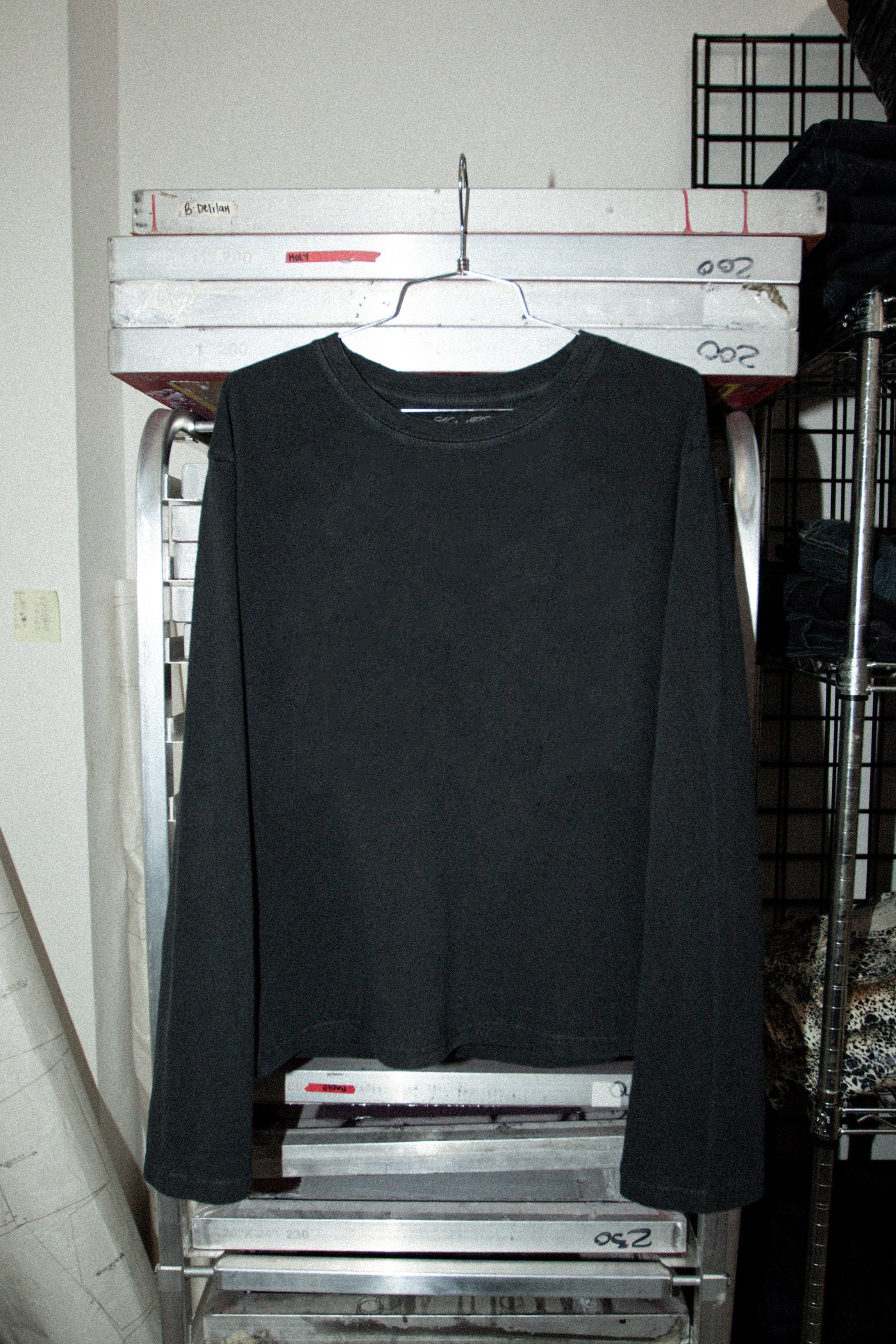 HANDMADE - LONG SLEEVE BLk