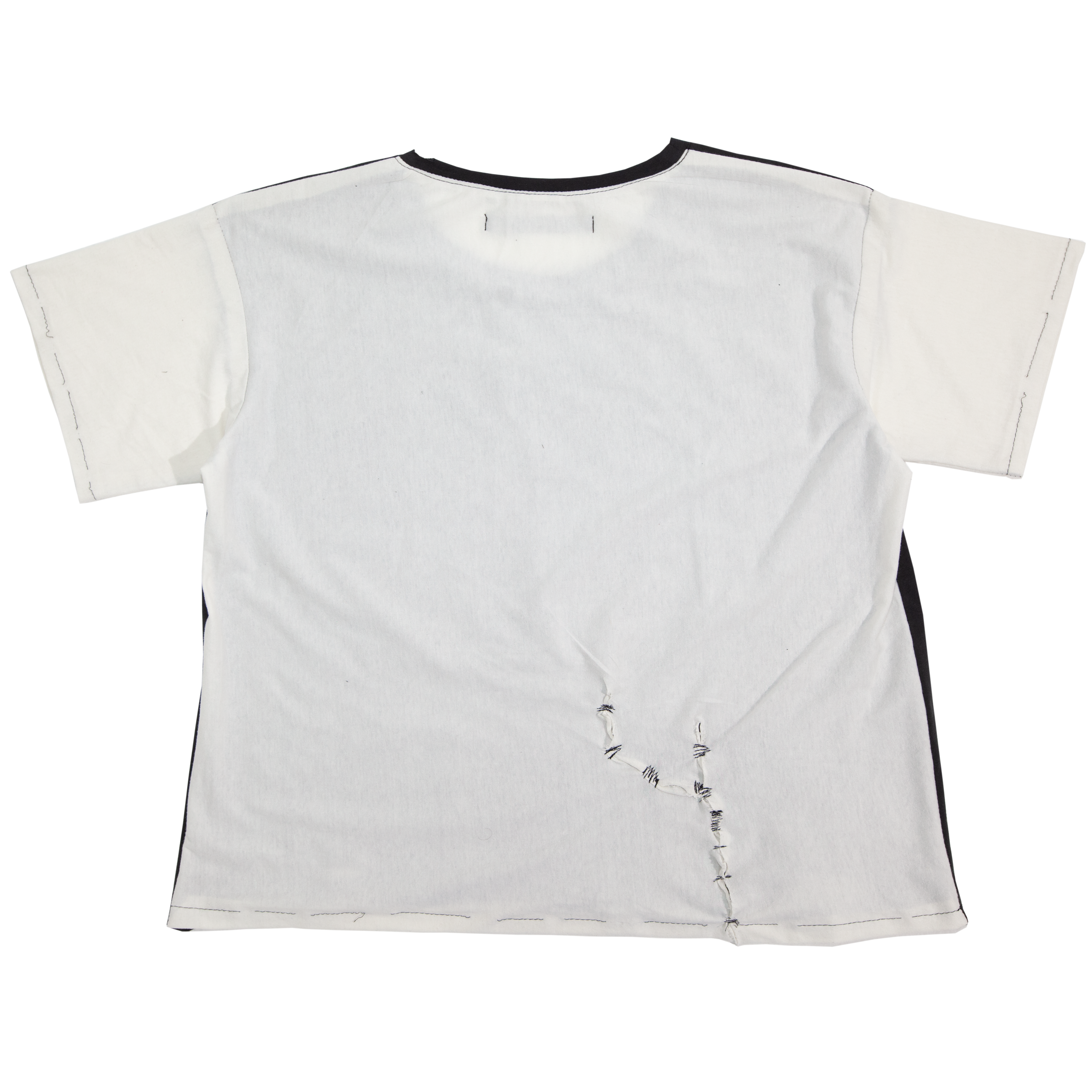 ALONE - CONTRAST TEE