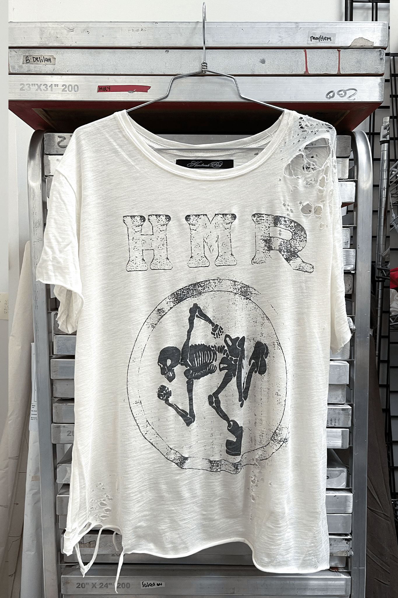 CUT - DISTRESSED TEE - Handmade Rust